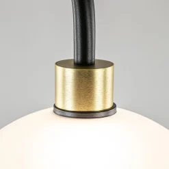 Chique vloerlamp zwart/goud met opaal glas
