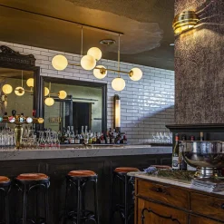 Hanglamp 6L brass met opaal bolglas