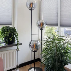 Hotel chique 3-lichts vloerlamp zwart met smoke/titanium glas