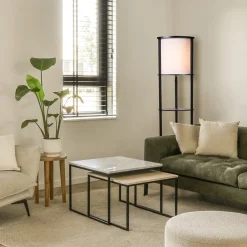 Houten vloerlamp zwart met beige kap