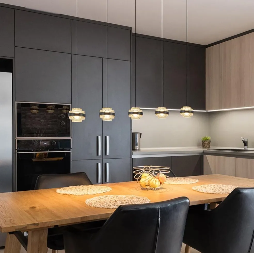 5-Lichts LED eettafelhanglamp zwart met champagne glas