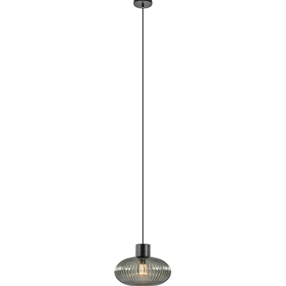 Mat zwarte hanglamp met geribbeld smoke glas ovaal