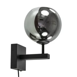 Mat zwarte wandlamp met smoke glazen bol 20 cm