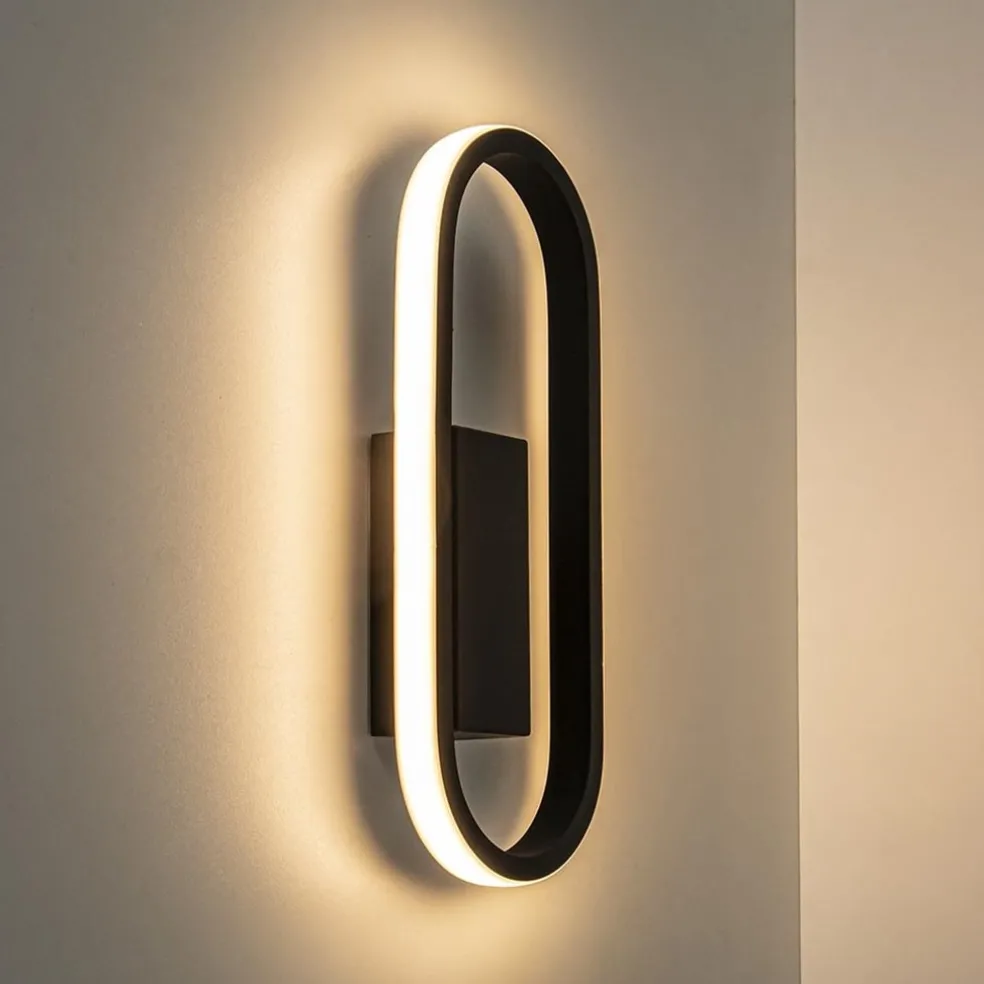 Moderne LED wandlamp zwart