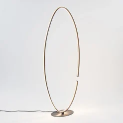 Ovale LED vloerlamp zwart inclusief dimmer