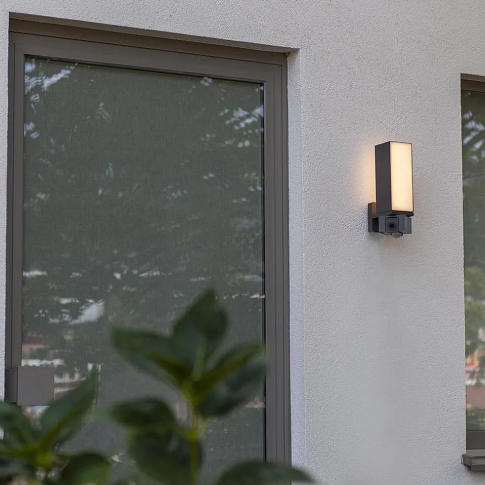 Rechthoekige LED buitenlamp met camera en bewegingssensor