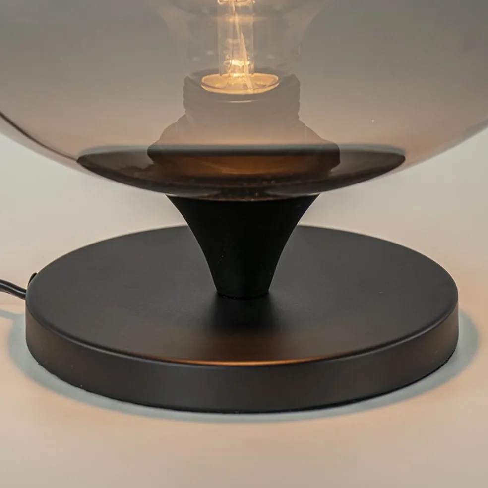 Stijlvolle tafellamp zwart met smoke/titanium glazen bol