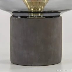 Trendy tafellamp met smokey glas