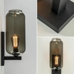Wandlamp Lett zwart + smoke glas